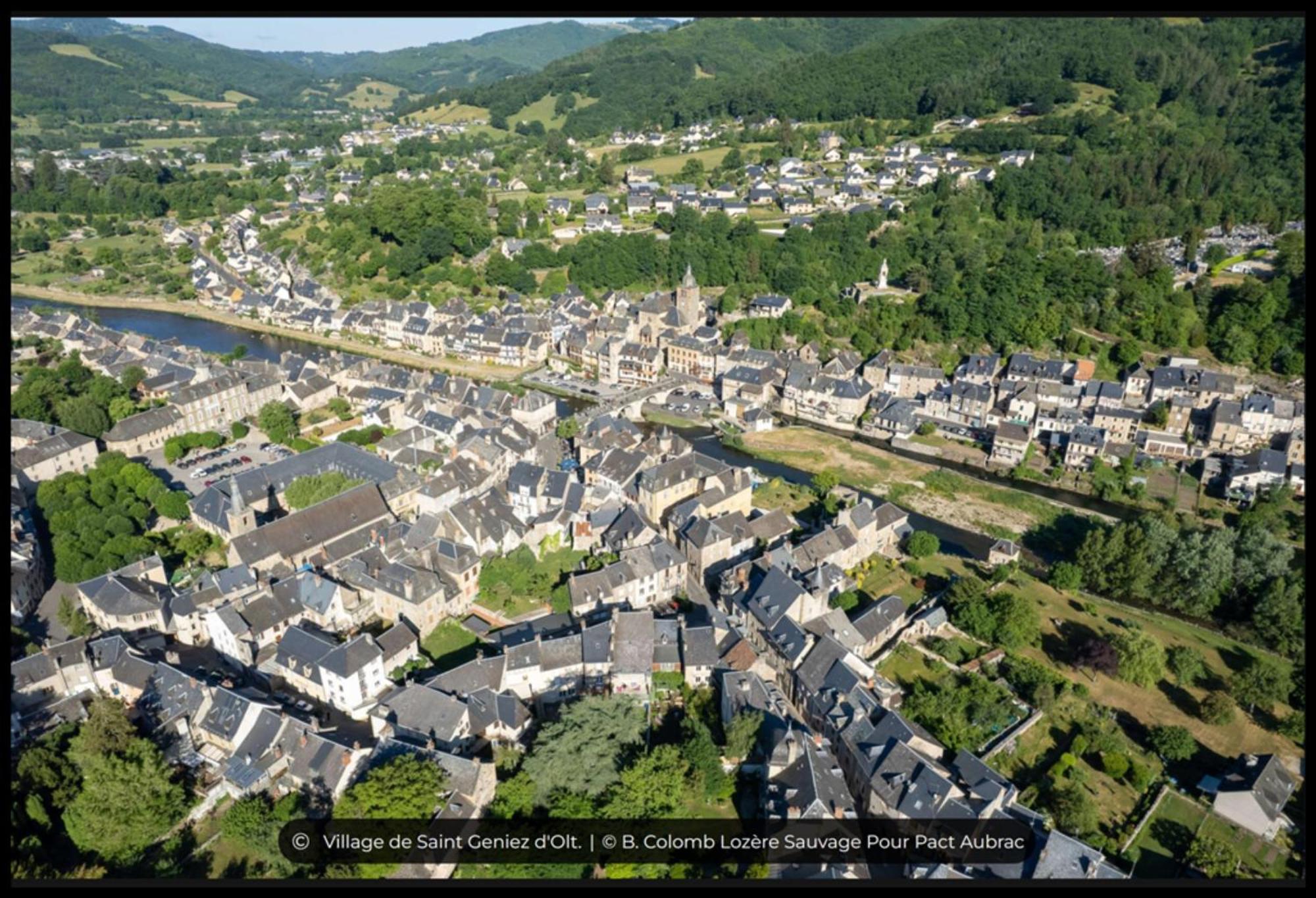 Riverrun Saint-Geniez-d'Olt Exterior photo